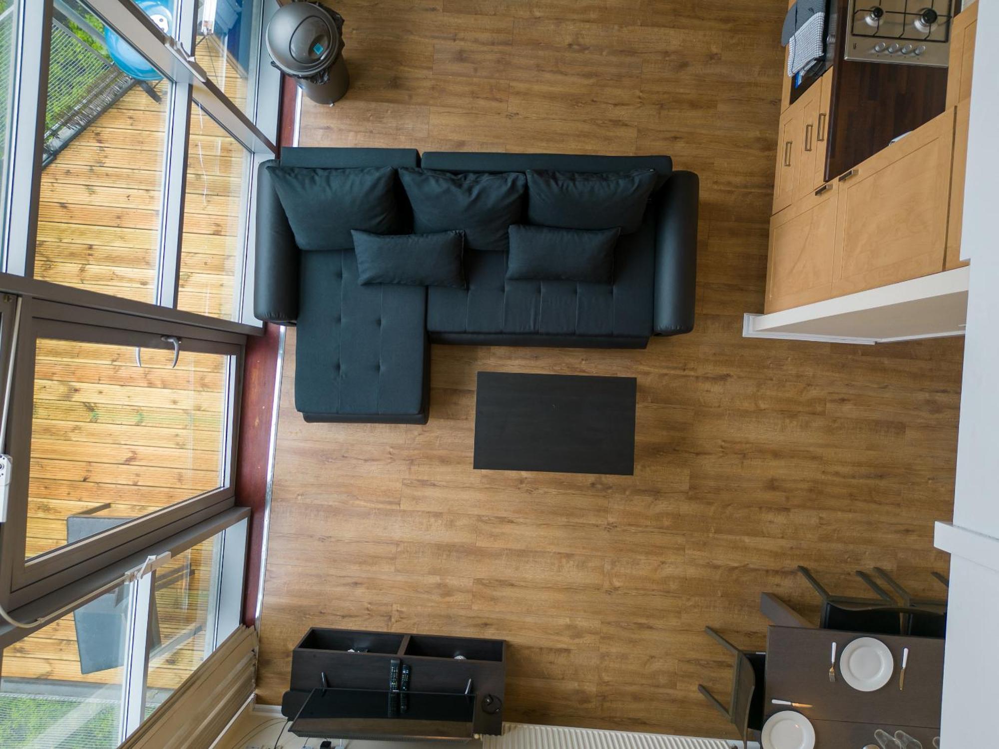 Luxury 2 Bed Apartment - Near Heathrow, Legoland, Windsor Slough Exterior photo